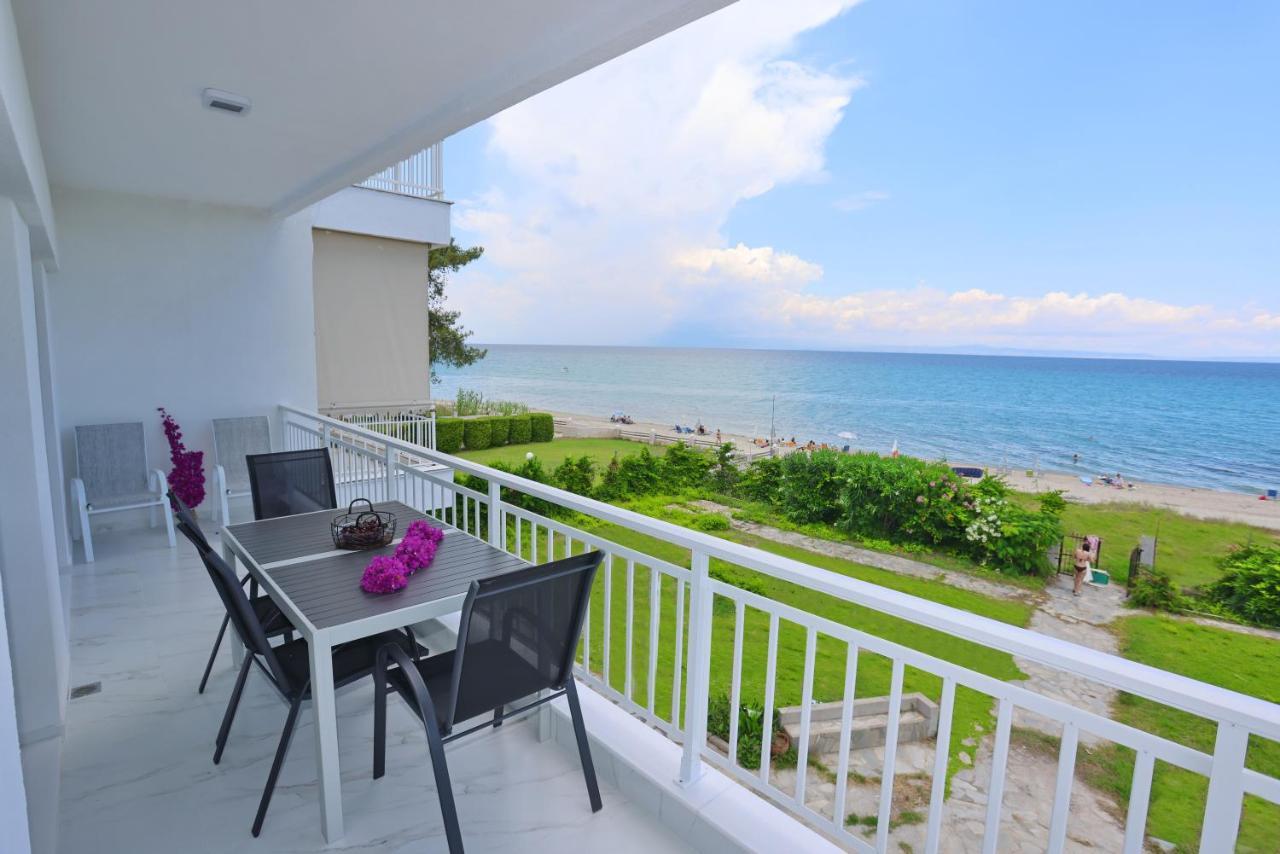 Beach Front Casa Elena Hanioti Eksteriør bilde